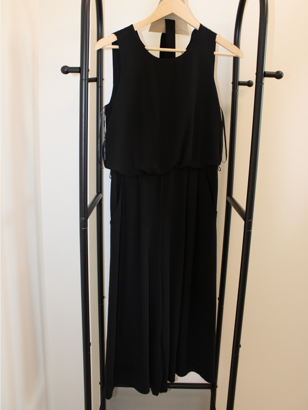 Vince Camuto Black Sleeveless Tie-Neck Jumpsuit